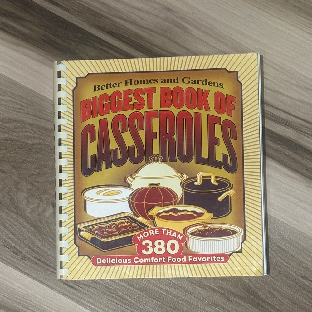 Better Homes and Gardens Casserole Cookbook
